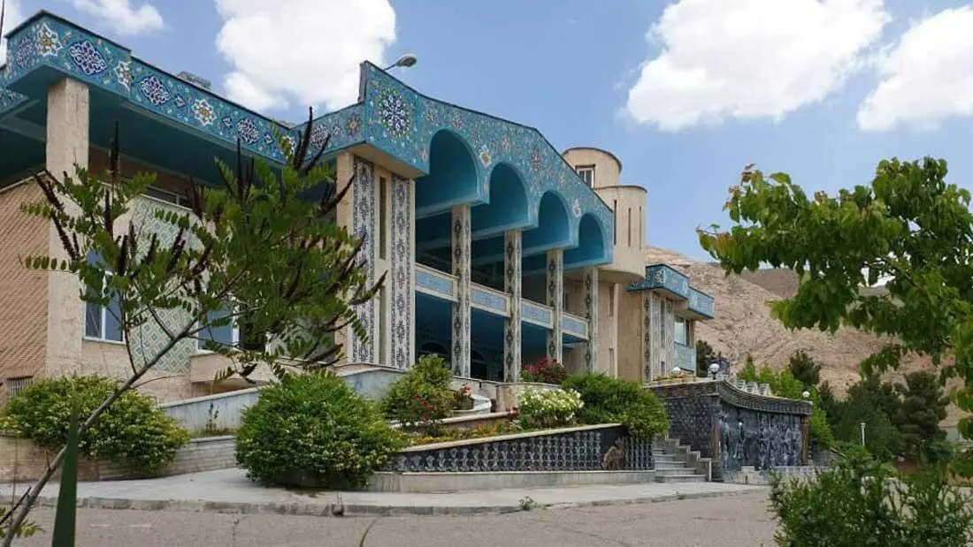 هتل سنگسر مهدی‌شهر