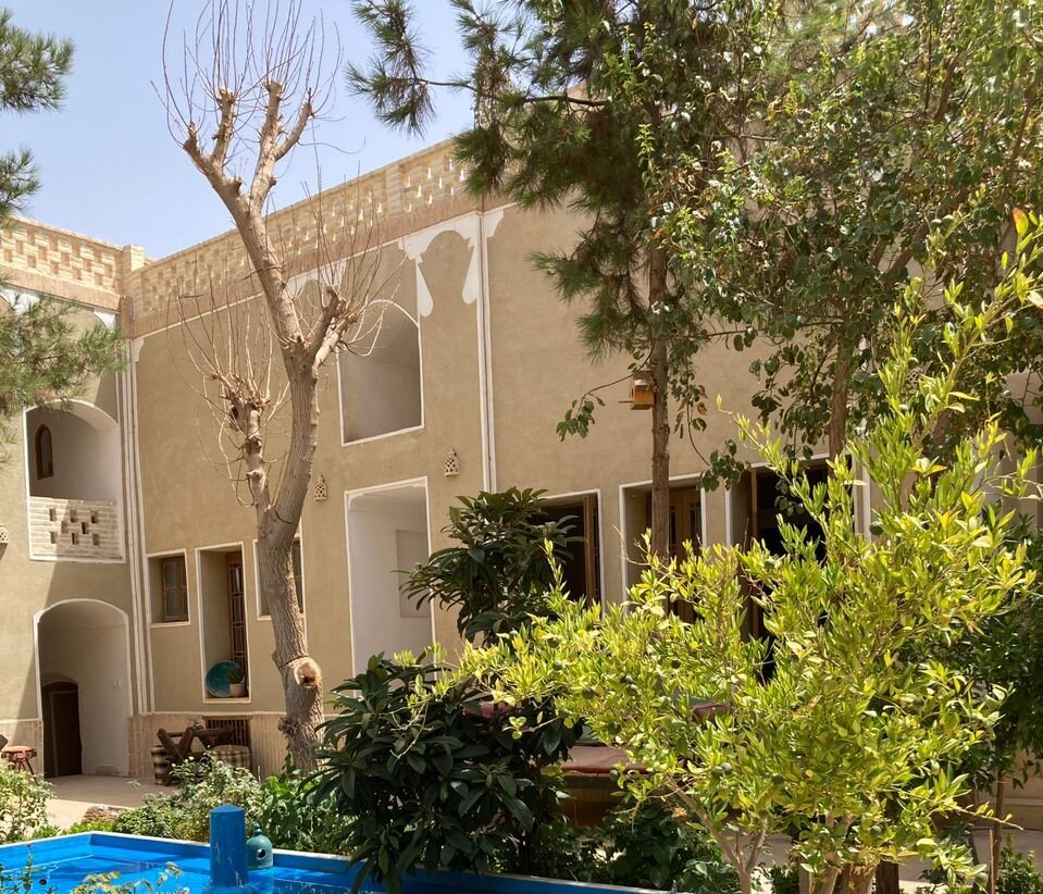هتل سنتی کوروش یزد