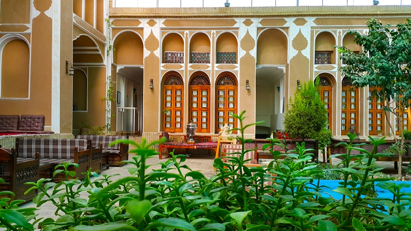 هتل سنتی مظفر یزد