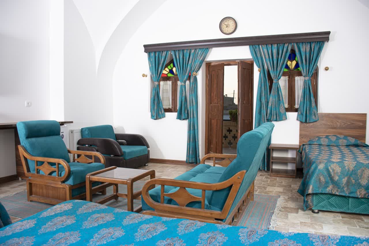 هتل سنتی مظفر یزد