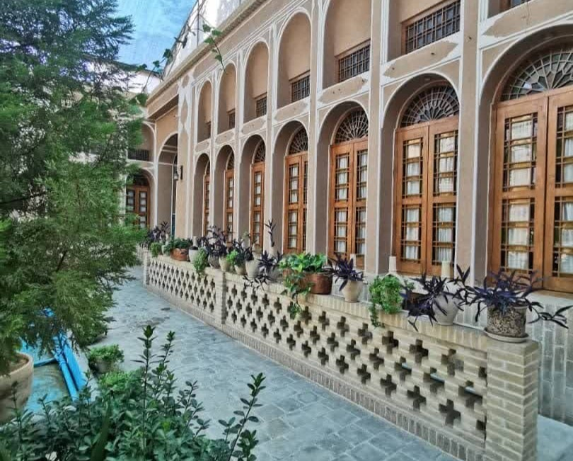 هتل سنتی مظفر یزد