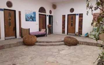اقامتگاه بومگردی خانه توریست زواره