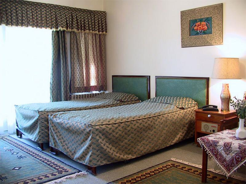 هاستل جهانگردی داران