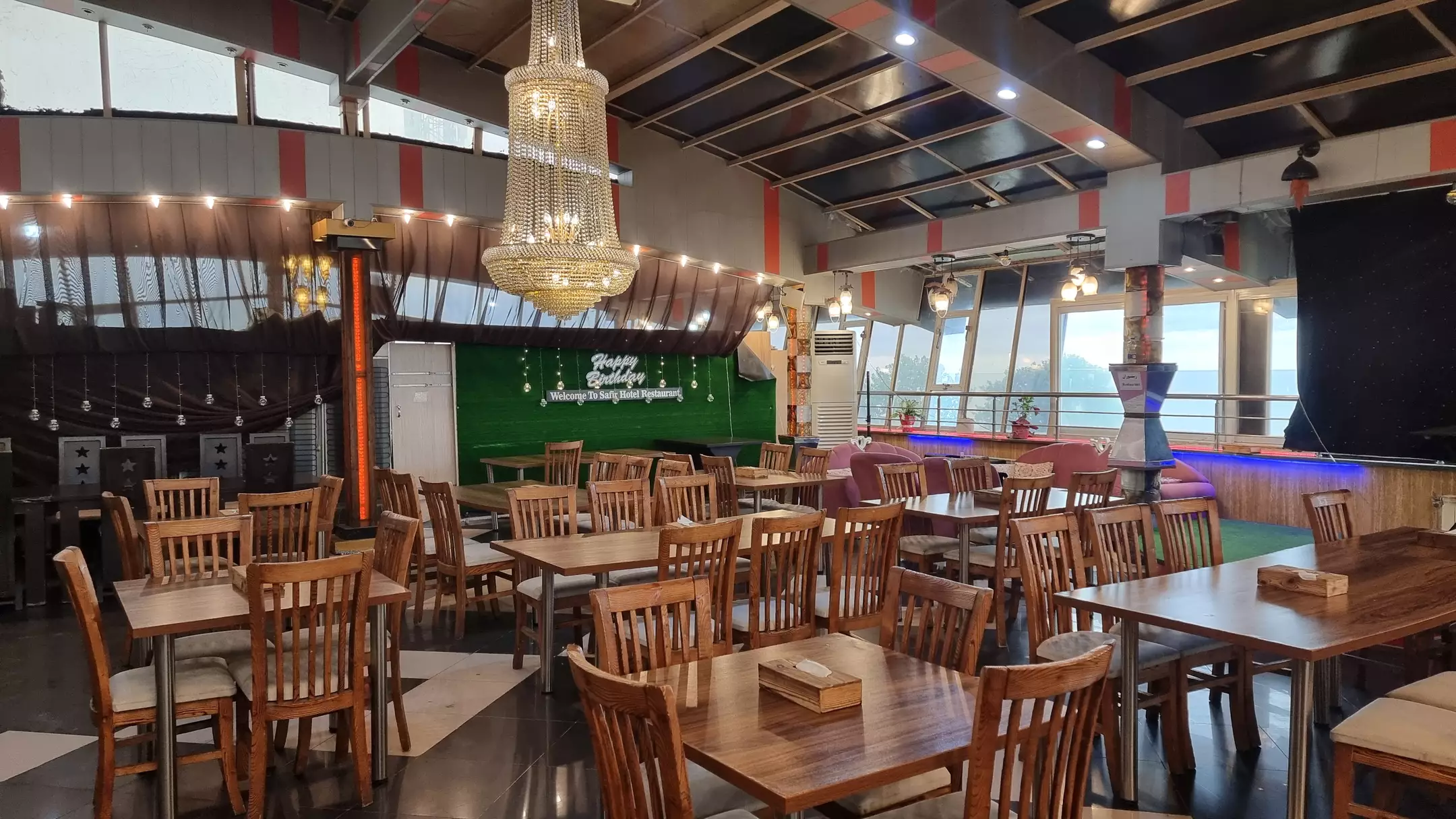 هتل آپارتمان سفیر بندر انزلی