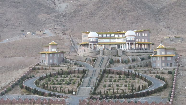 هتل دربند مهدی‌شهر