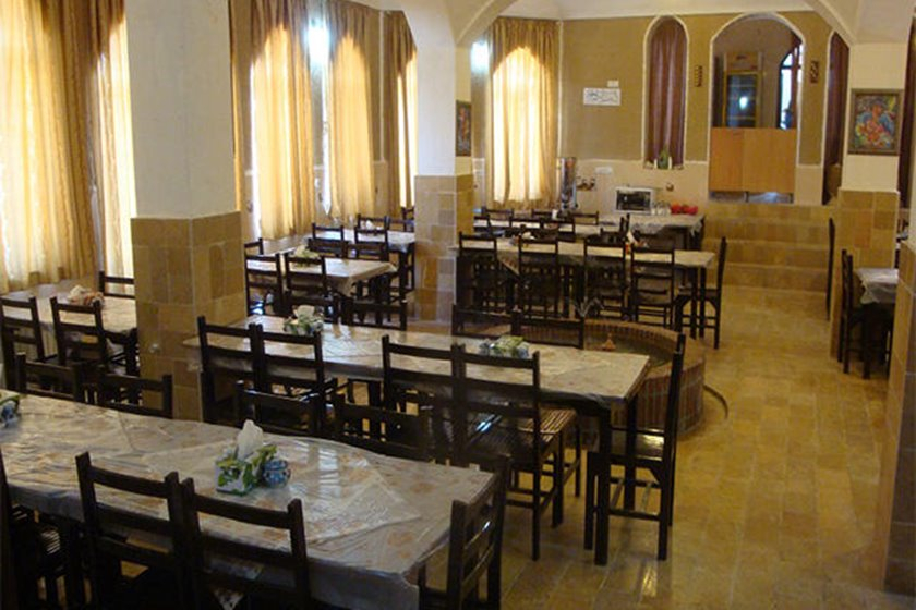 هتل یه تا خور و بیابانک