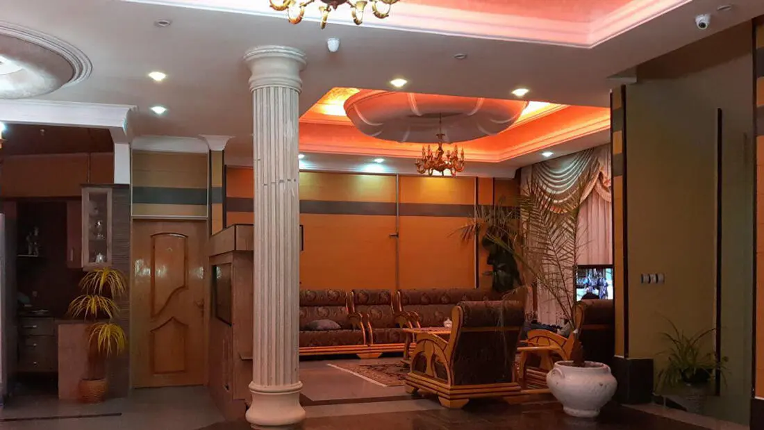 هتل آپارتمان تخت طاووس سرعین