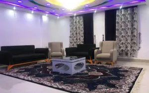 مجتمع اقامتی امپراطور قشم