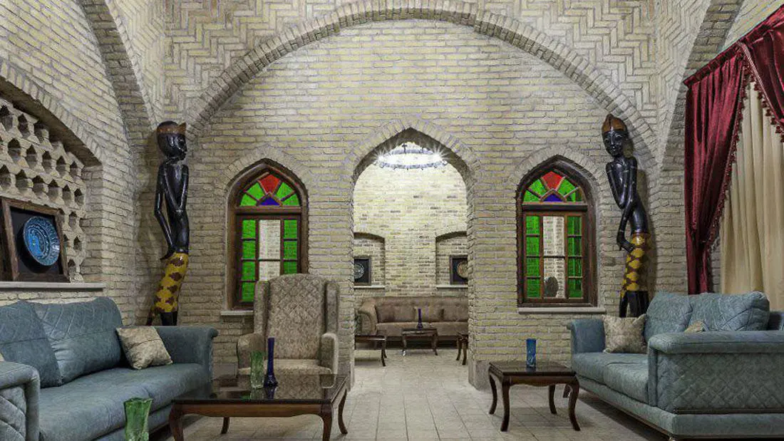 مجتمع اقامتی کاروانسرای یام مرند