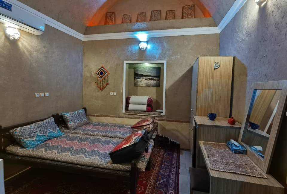 اقامتگاه بومگردی پایو خور و بیابانک