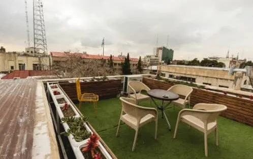 خانه مسافر حراتیج تهران