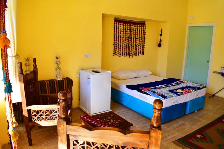 خانه مسافر ایوان تهران