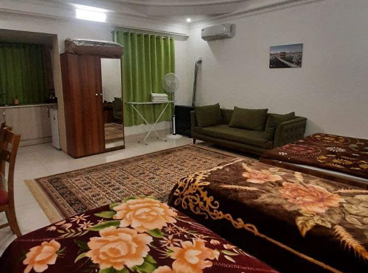 اقامتگاه بومگردی اورس شاهرود