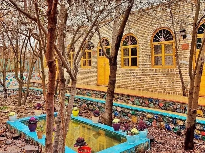 اقامتگاه بومگردی شادمهر نیشابور