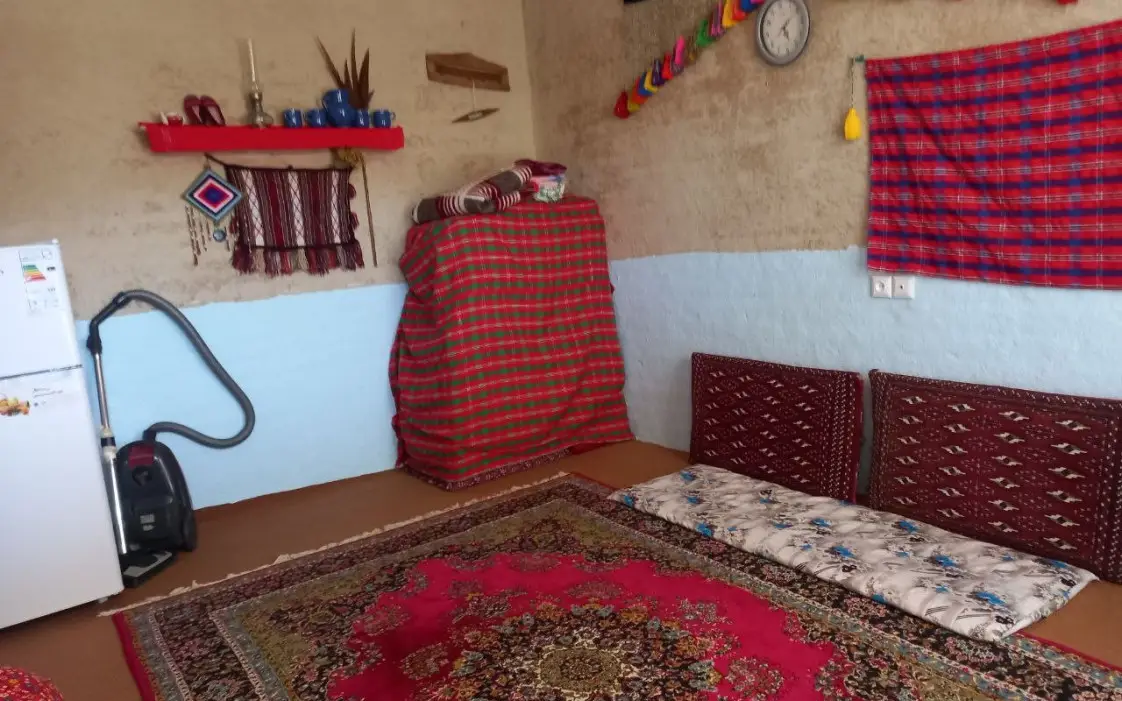 اقامتگاه بومگردی انجول گالیکش