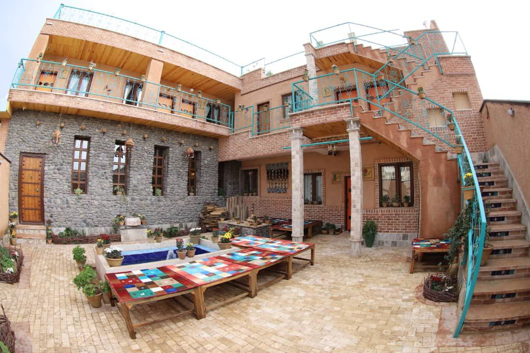 اقامتگاه بومگردی گلجان زنجان