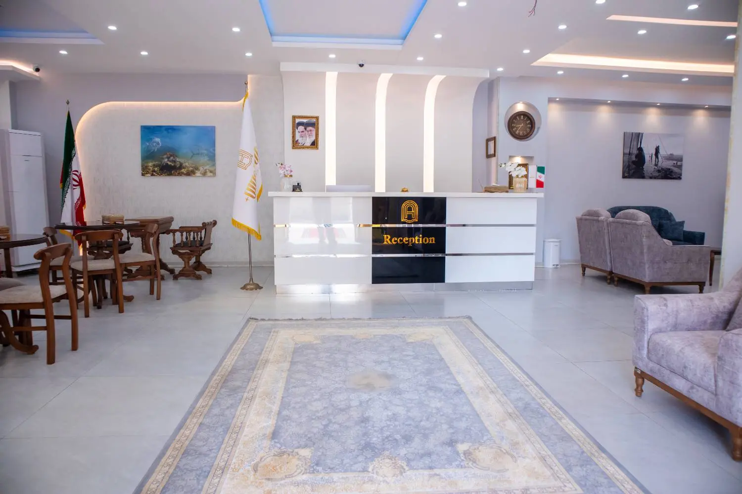 هتل آپارتمان آنامیس بندرعباس
