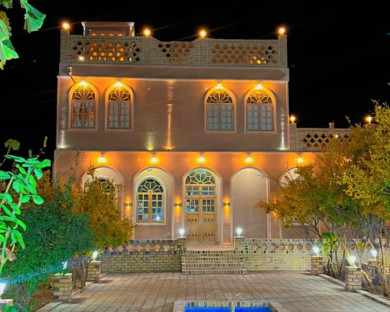 اقامتگاه بومگردی شمس العماره فردوس
