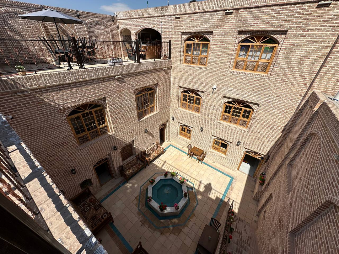 اقامتگاه سنتی خانه یار قزوین