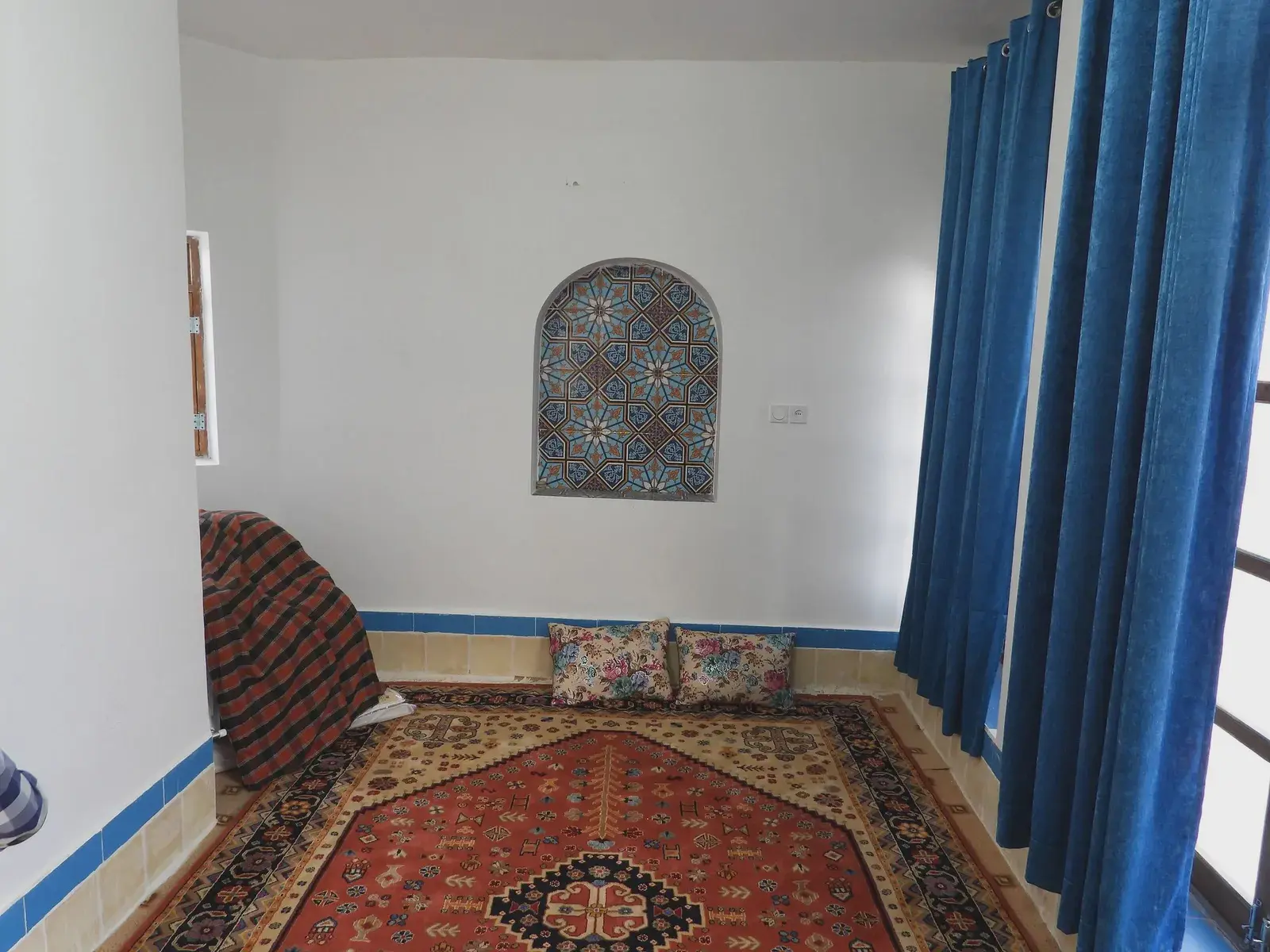 اقامتگاه بومگردی سرای امیر بیک طبس