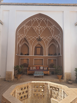اقامتگاه سنتی دلنواز کاشان