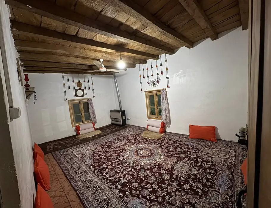 اقامتگاه بومگردی ترو بابل