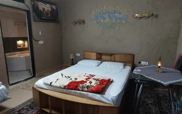 اقامتگاه بومگردی جوری نیشابور