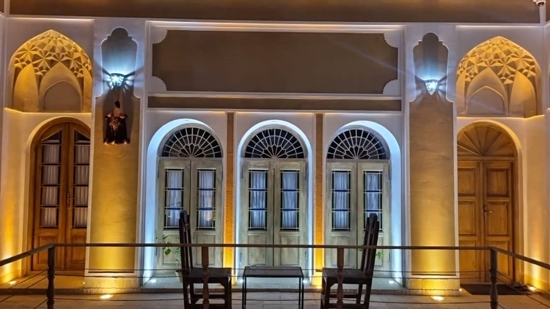 اقامتگاه بومگردی خانه خاتون کرمان