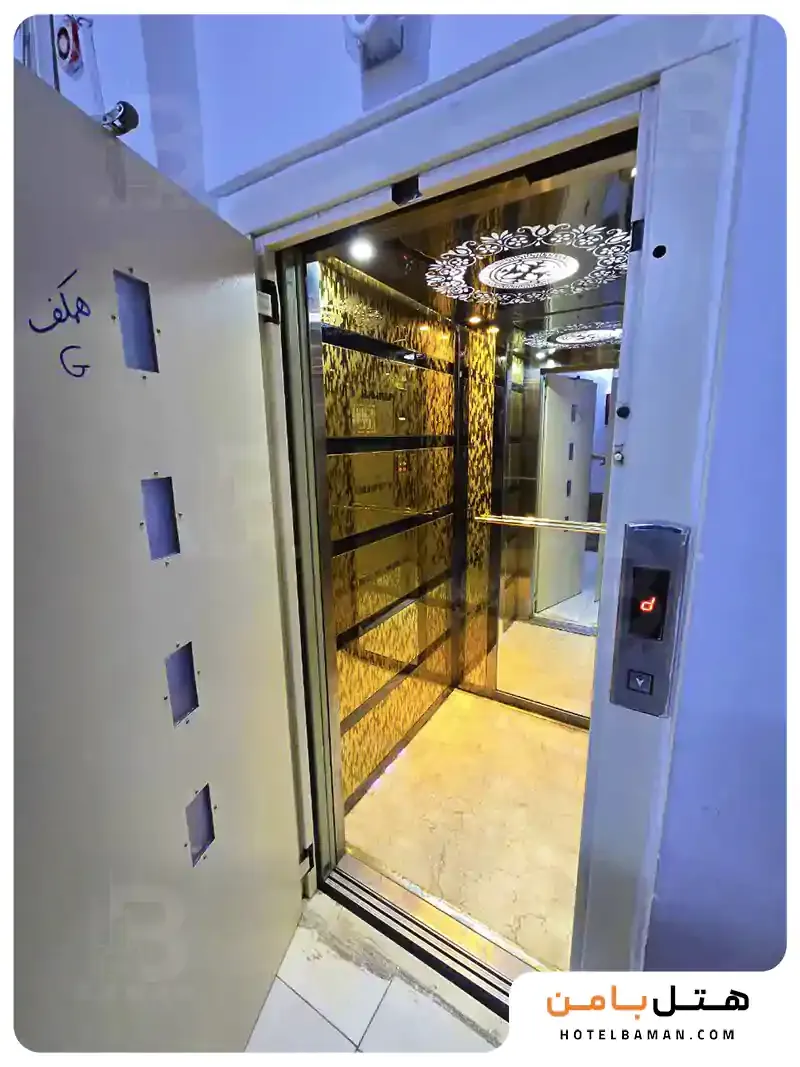 اسانسور هتل نزدیک حرم مشهد