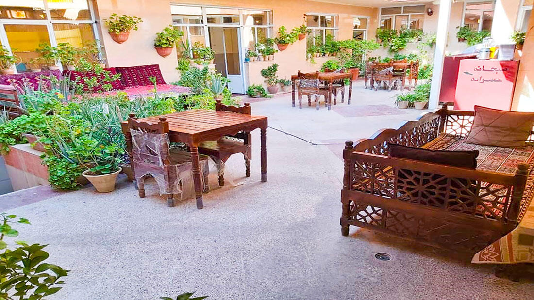 مهمانسرا دشتی شیراز
