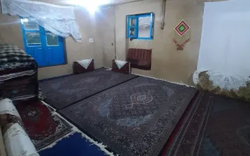 اقامتگاه بومگردی تاو سنندج