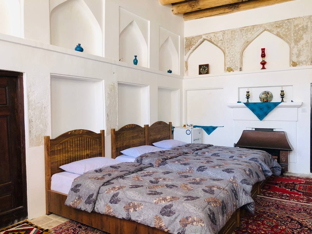 اقامتگاه سنتی عمارت اجلال تفرش