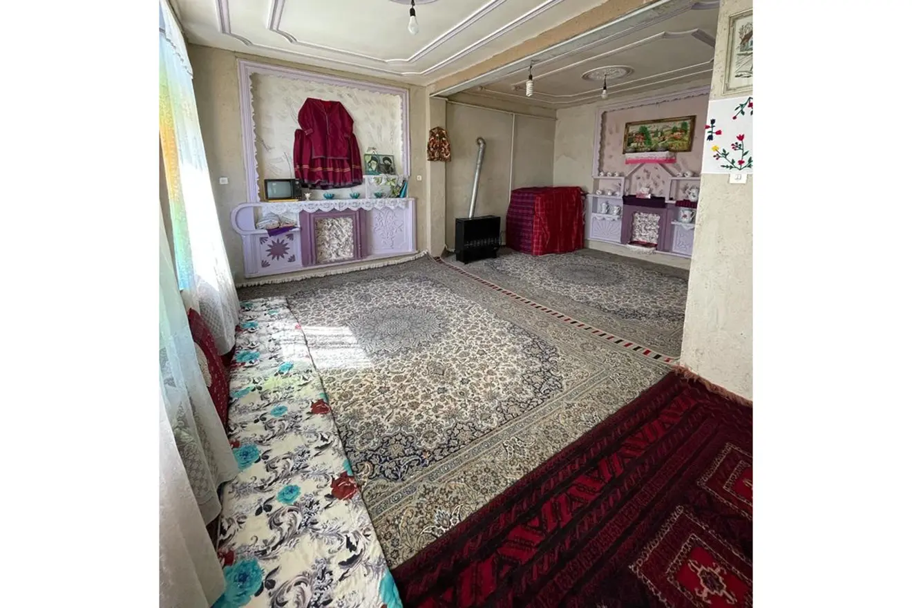 اقامتگاه بومگردی وامنان آزادشهر