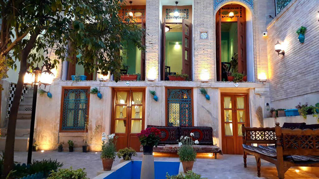 اقامتگاه سنتی پیرسوک شیراز