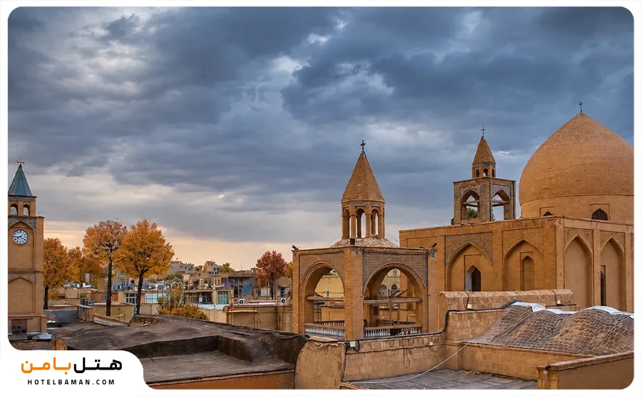 عکس از محله جلفا و کلیسای وانک