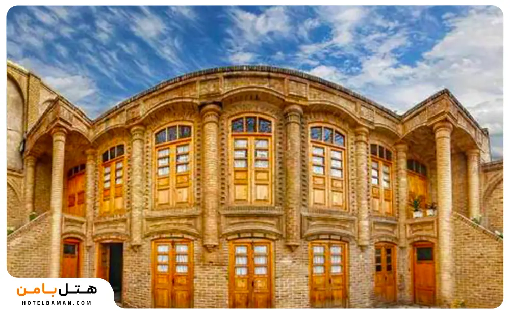عکس از نمای کلی خانه توکلی مشهد