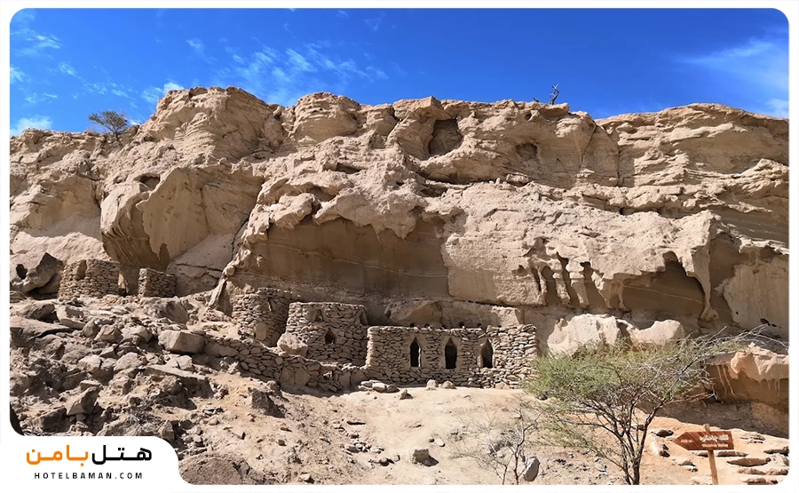 عکس شاخص تنگه چاهکوه قشم